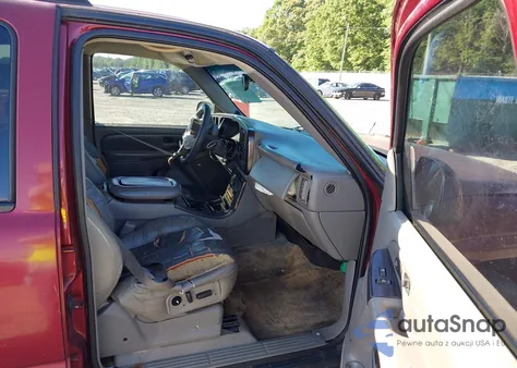 2001 GMC Yukon Xl 1500 Denali from USA, damaged, VIN 1GKFK66UX1J280379